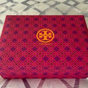 Tory Burch Savannah Wedge Sandal size 9.5 NEW